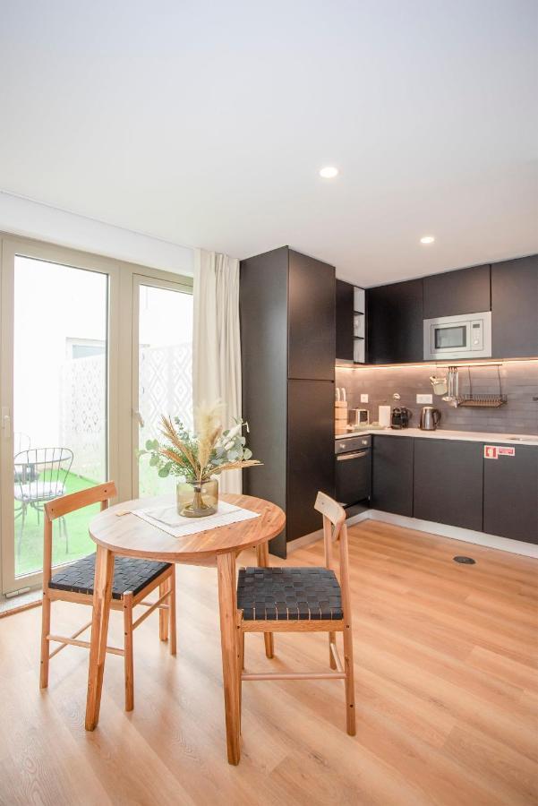 Liiiving In Porto - Downtown Essence Apartments Екстер'єр фото