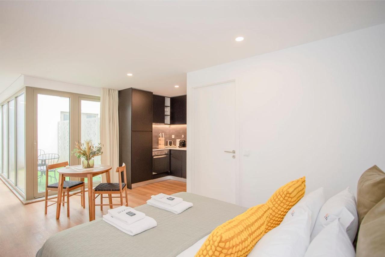 Liiiving In Porto - Downtown Essence Apartments Екстер'єр фото
